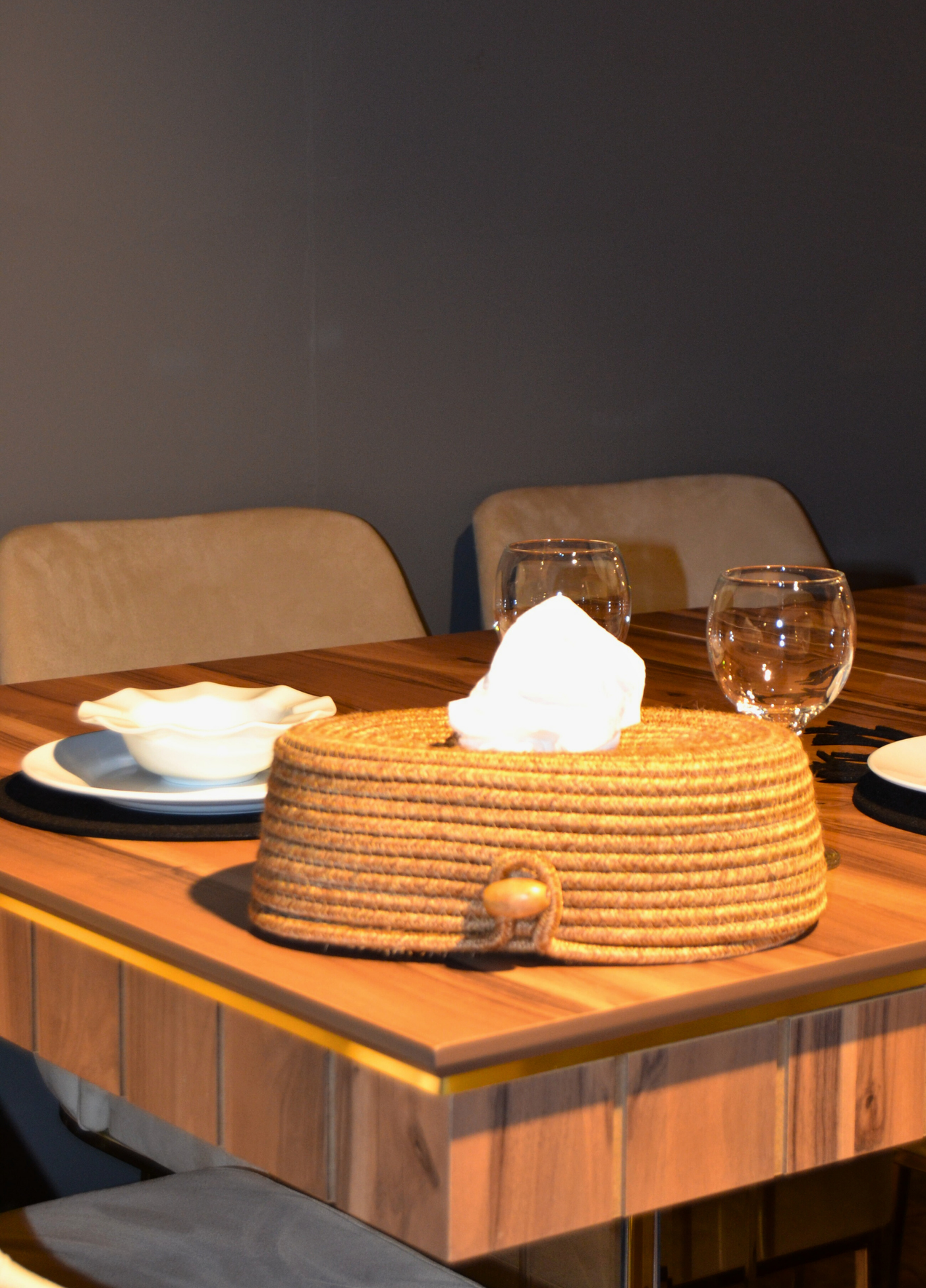 Oval Design Minimalist Napkin Holder