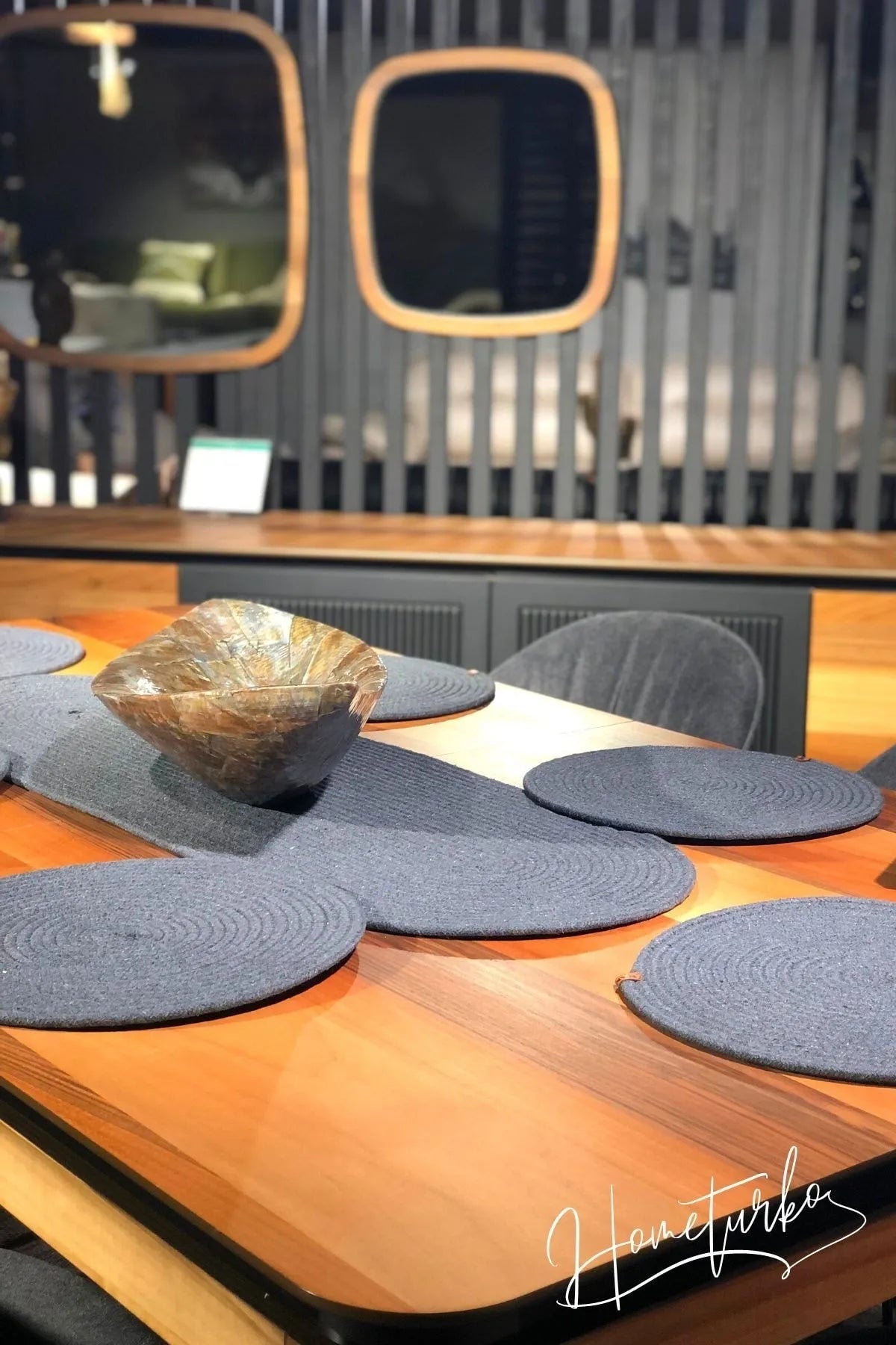 Supla & Runner Dining Table Presentation Set