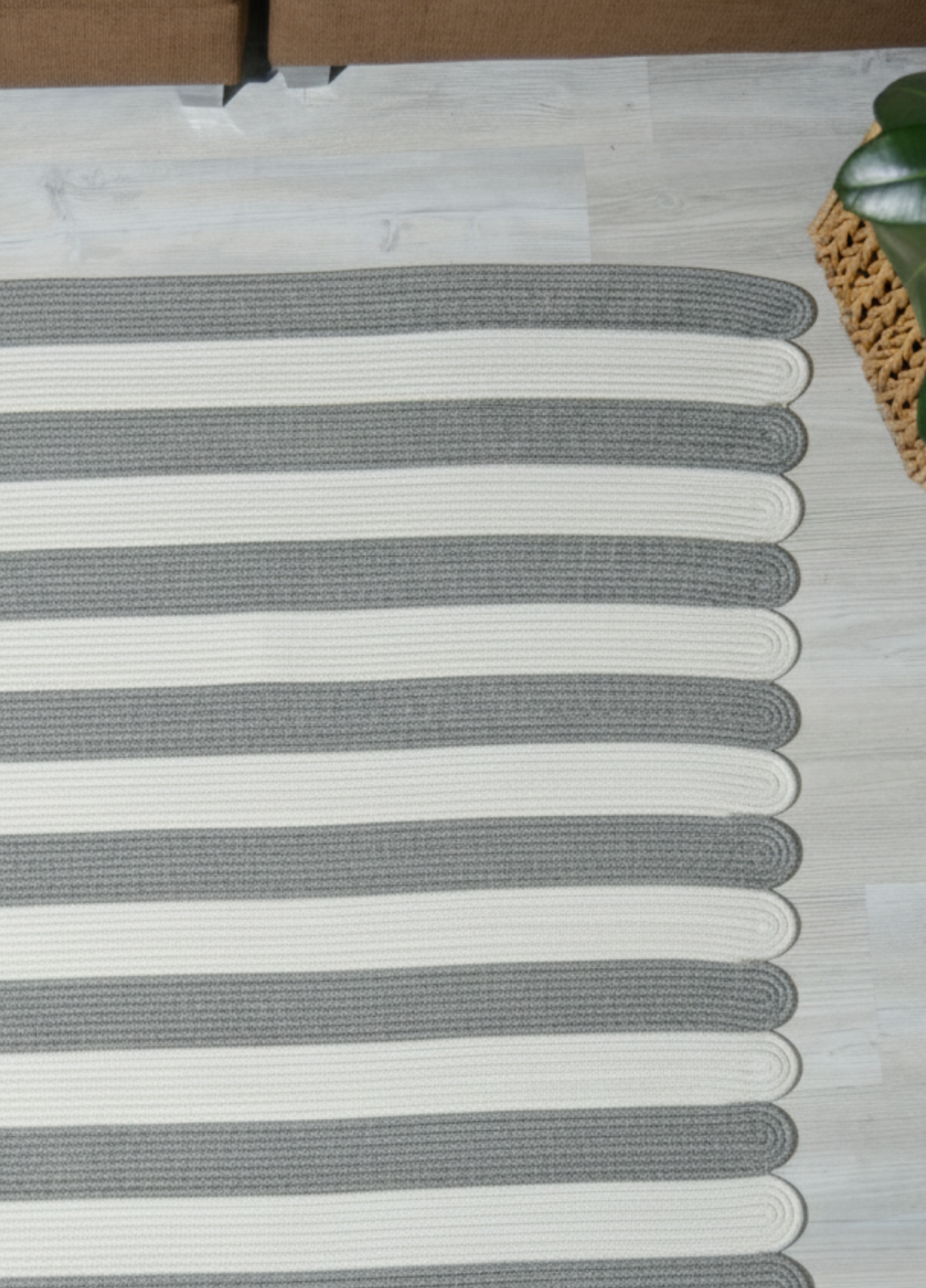 Serenova Jüt El Dokuması Kilim Halı