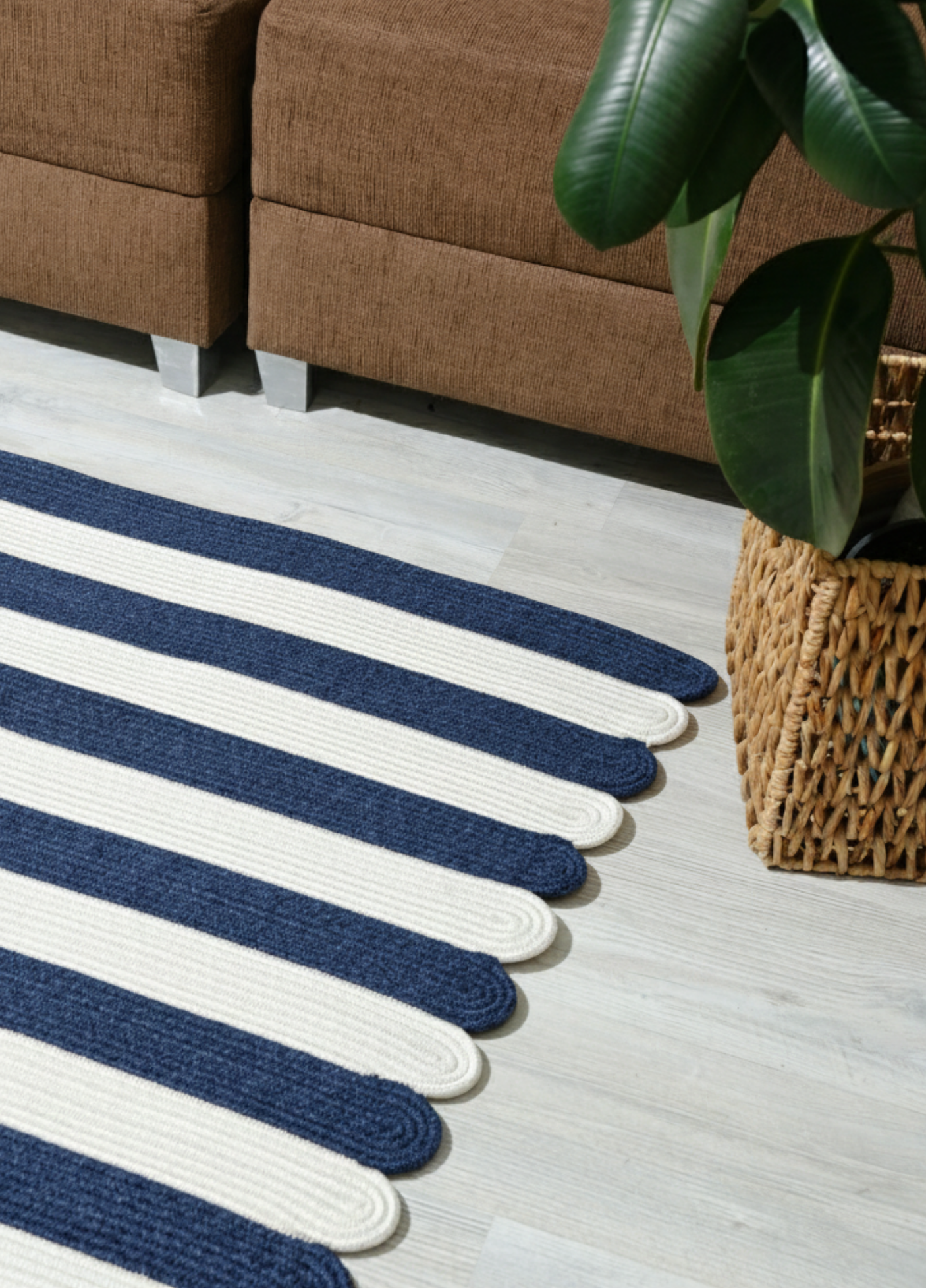 Serenova Jüt El Dokuması Kilim Halı