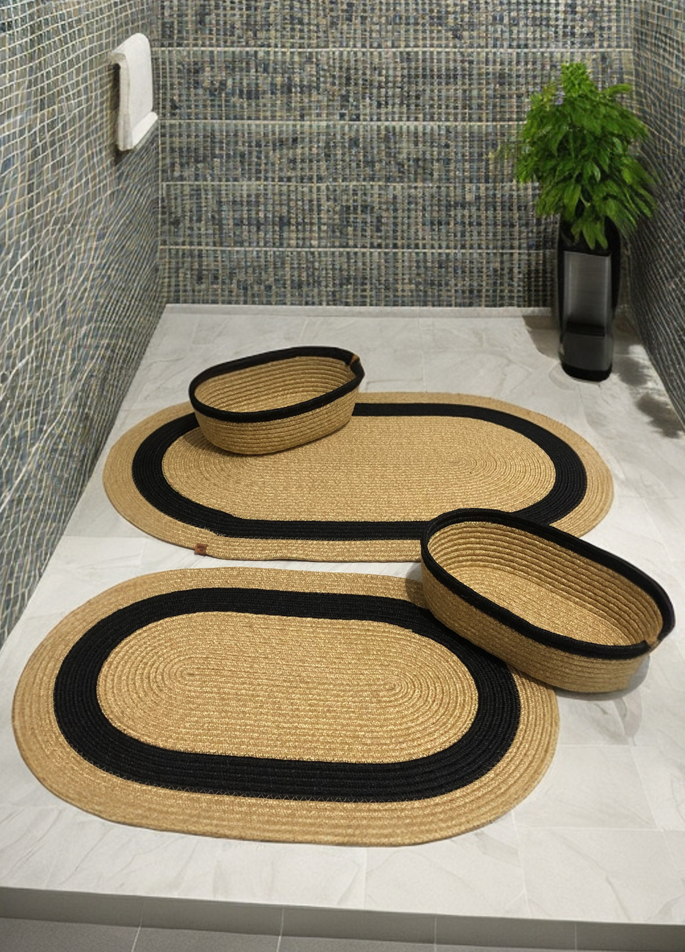 4-Piece Bohemian Bathroom Mat Set with Basket