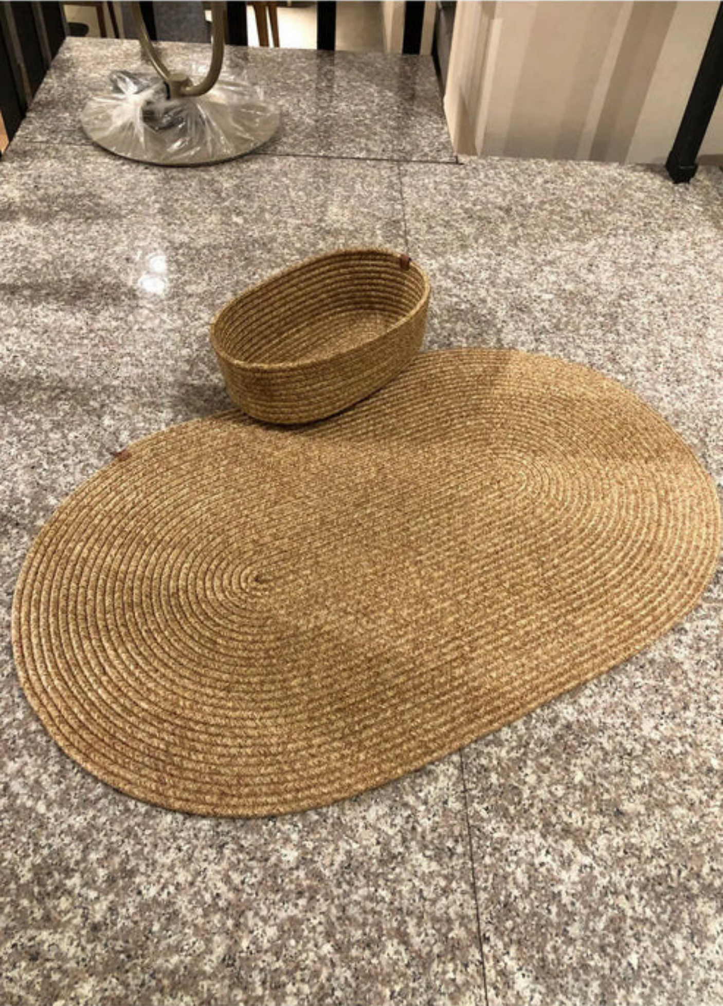 Bath Mat with Basket