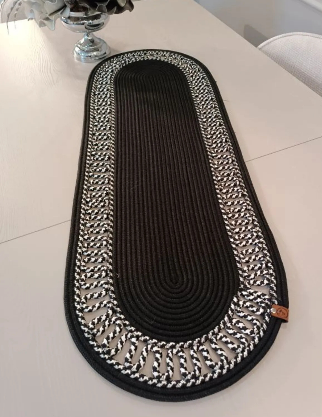 El Örgüsü Jüt Runner Oval Şerit Desenli Masa Sehpa Unite Üstü Dekoratif Örtü (30 X 70 CM)