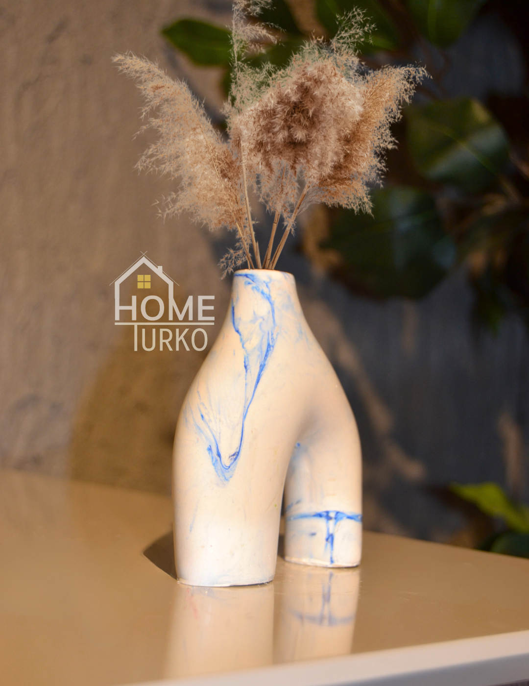 Single Bohemian Figurine Ornamental Vase