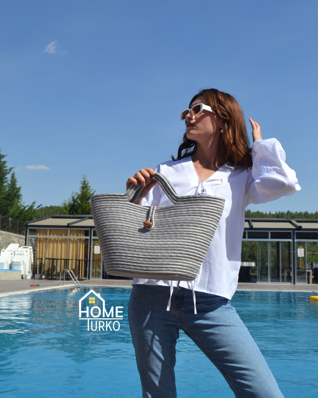 Jute Decorative Zippered Bag