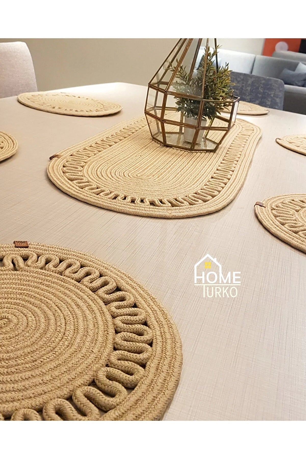 Supla & Runner Dining Table Presentation Set