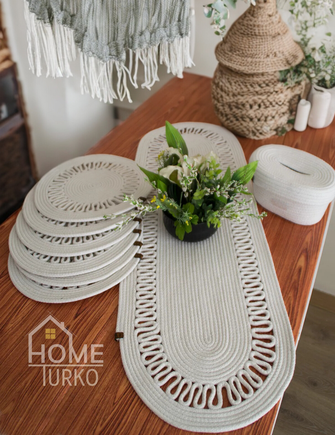 Presentation Set, Napkin Holder and Dispenser Runner