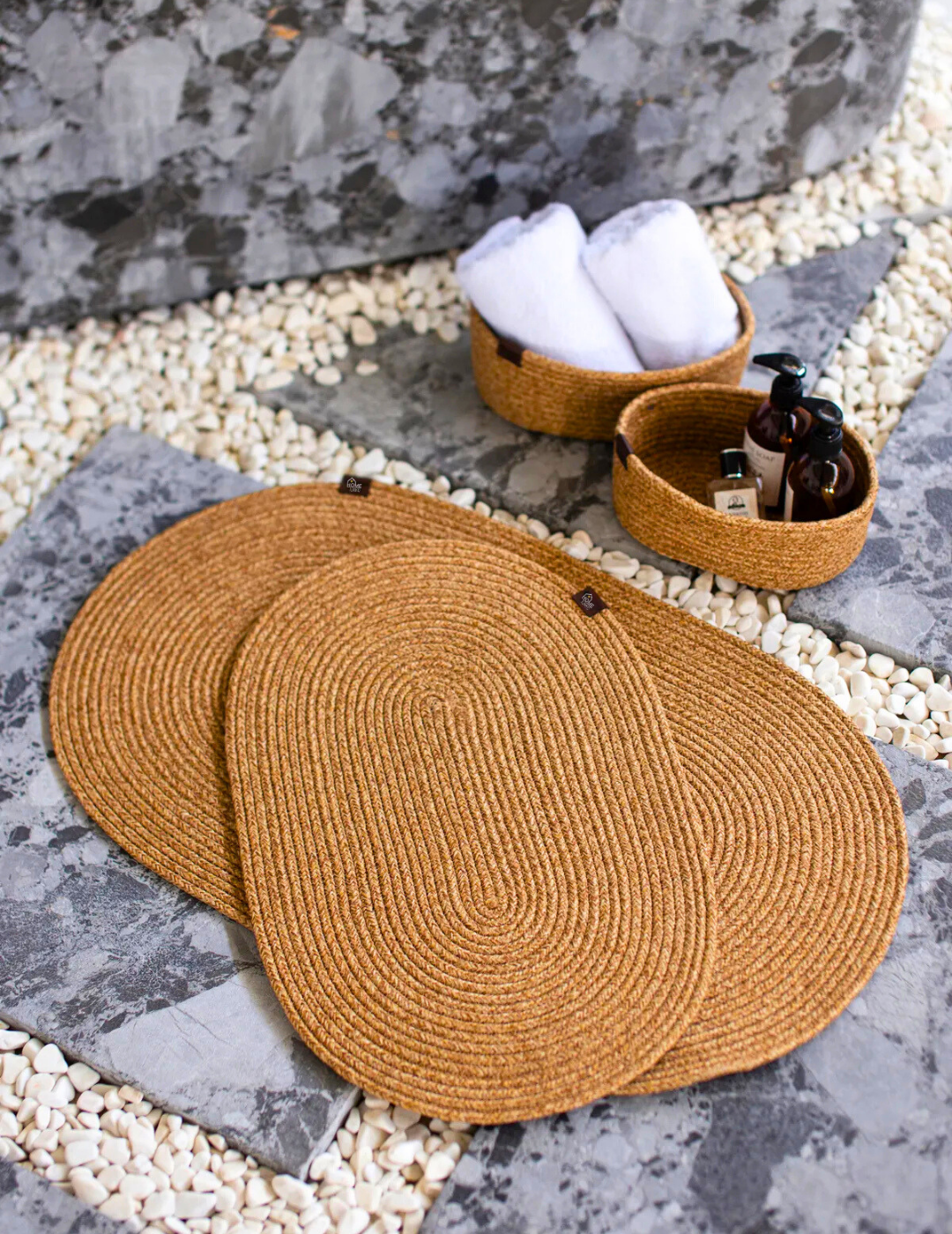 4-Piece Bohemian Bathroom Mat Set with Basket