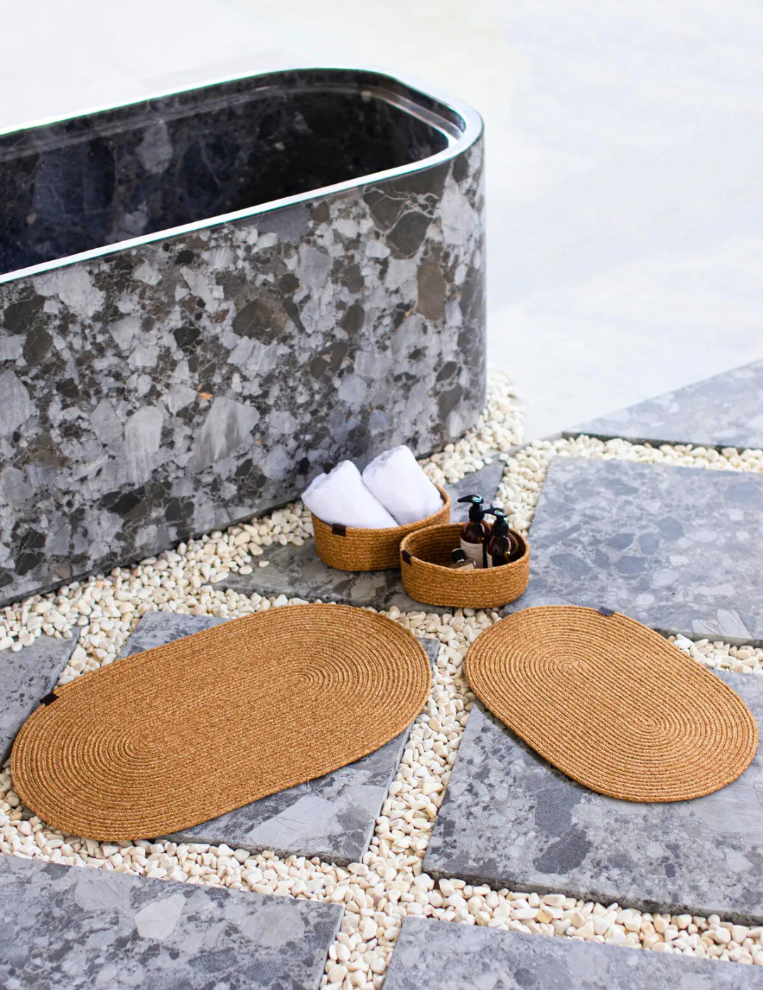 4-Piece Bohemian Bathroom Mat Set with Basket