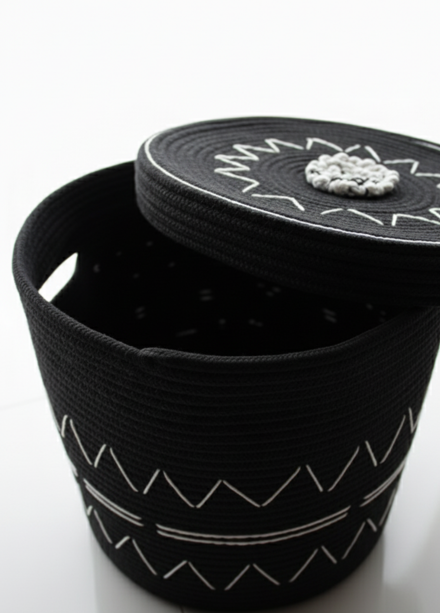 MonoCraft Jute Modern Touch, Handmade Knitted Large Volume Baskets with Lids