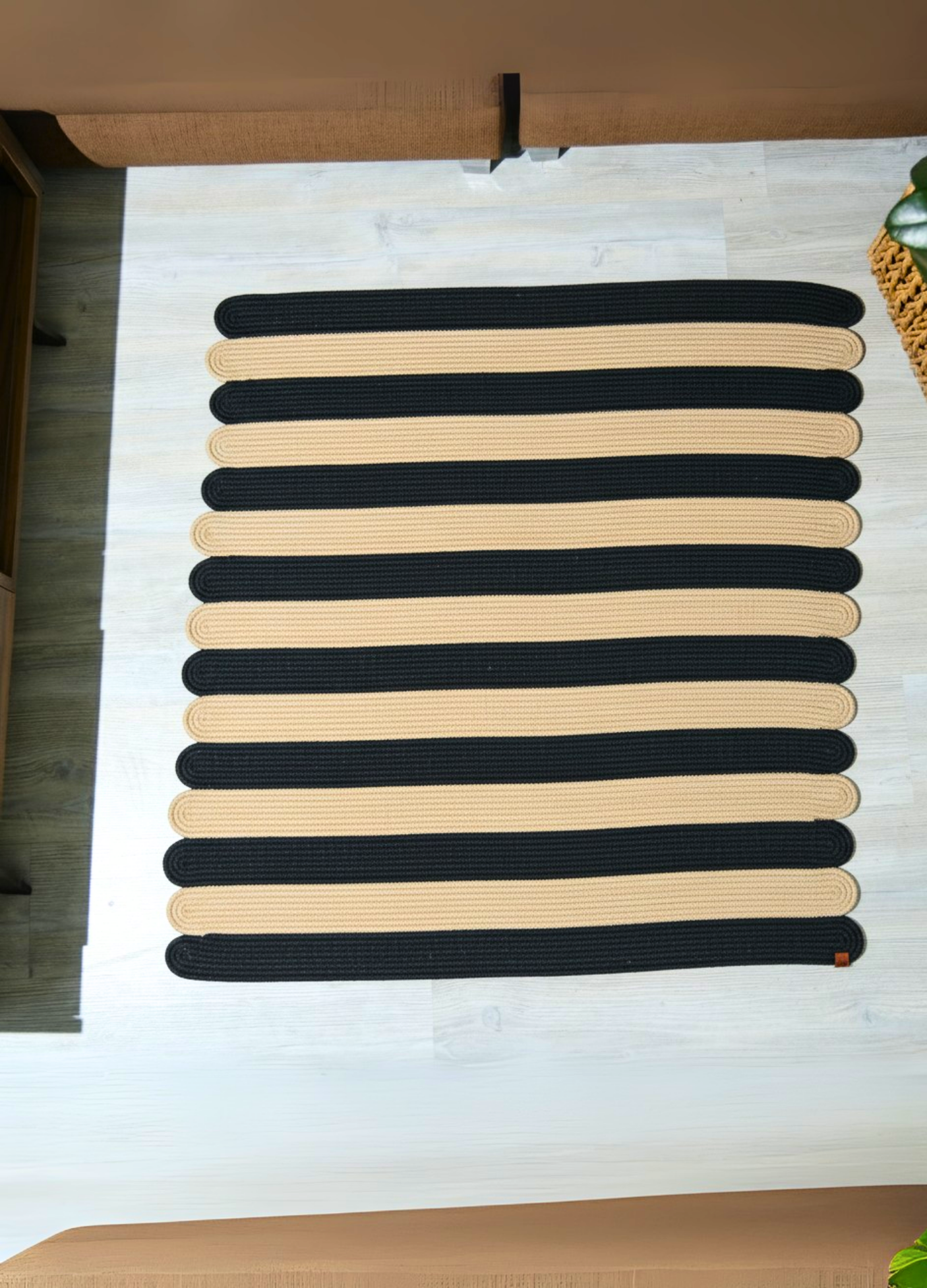 Serenova Jüt El Dokuması Kilim Halı