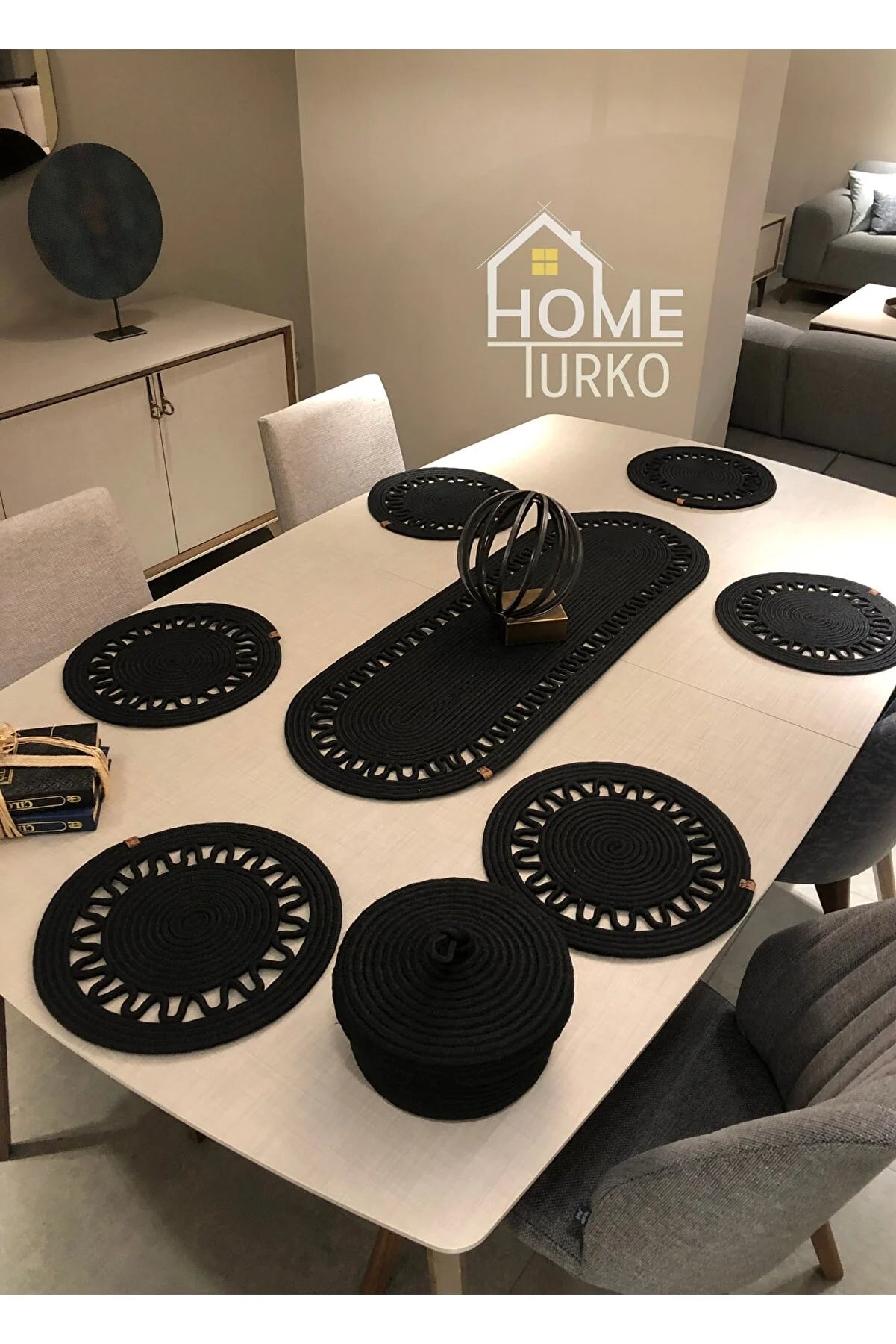 Supla &amp; Runner Dining Table Presentation Set