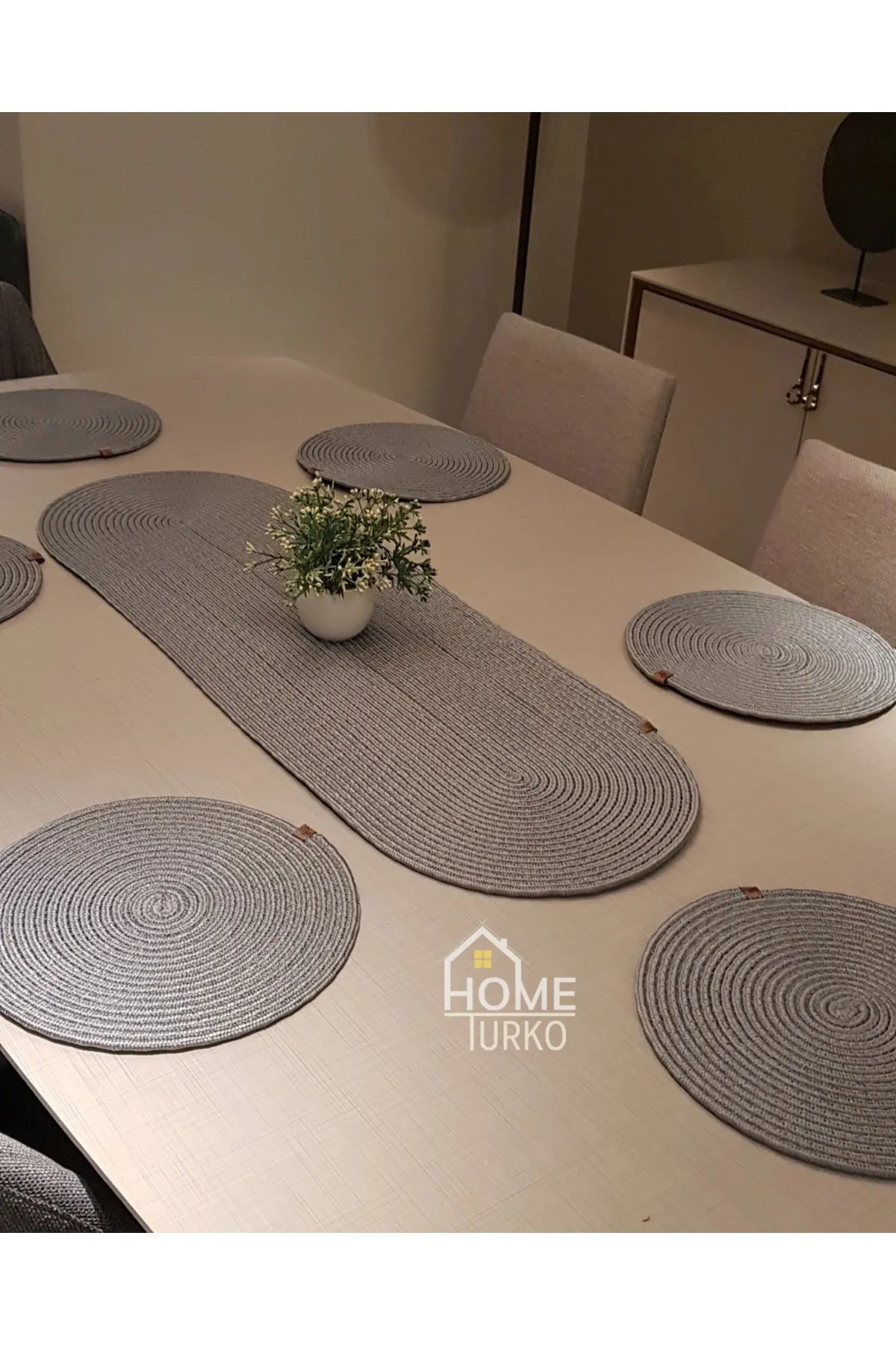 Supla &amp; Runner Dining Table Presentation Set