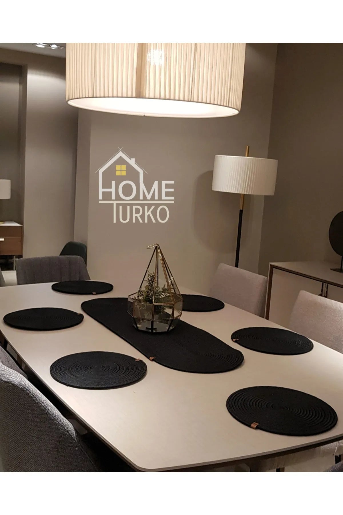 Supla &amp; Runner Dining Table Presentation Set